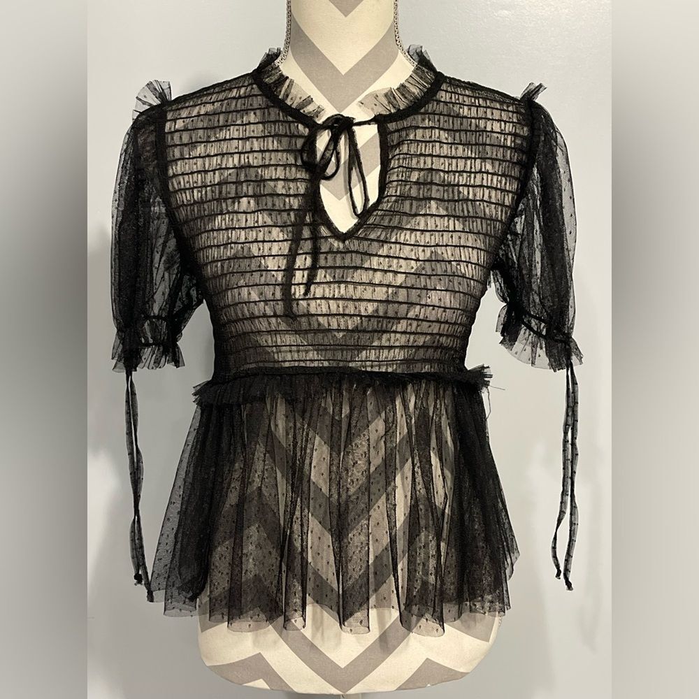 Forever 21 lace top